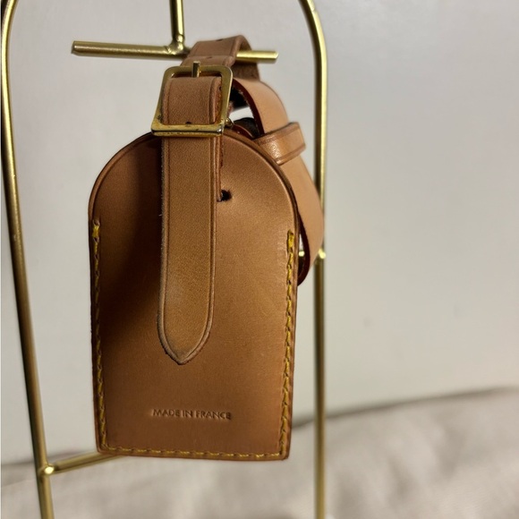 Louis Vuitton Tan Leather Luggage Tag - Picture 5 of 7